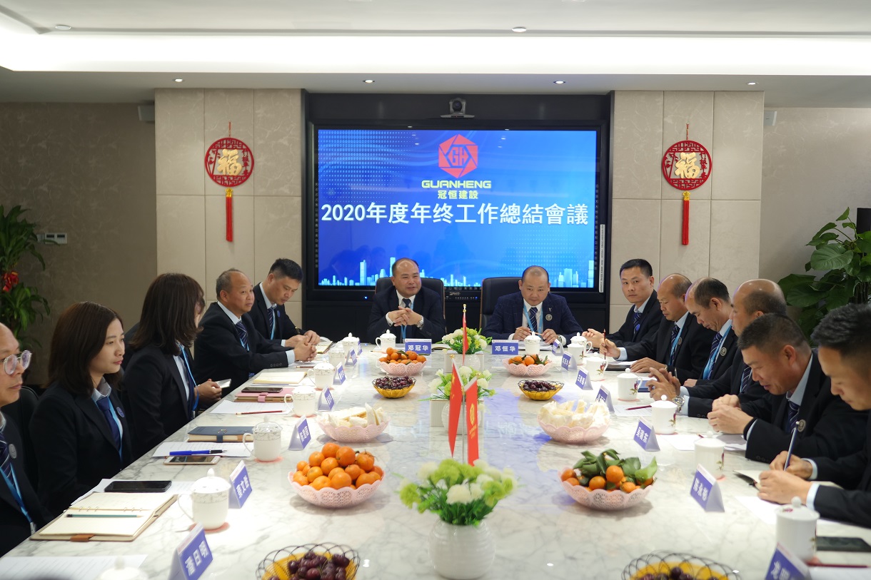 點(diǎn)燃理想火焰、揚(yáng)起奮斗風(fēng)帆！