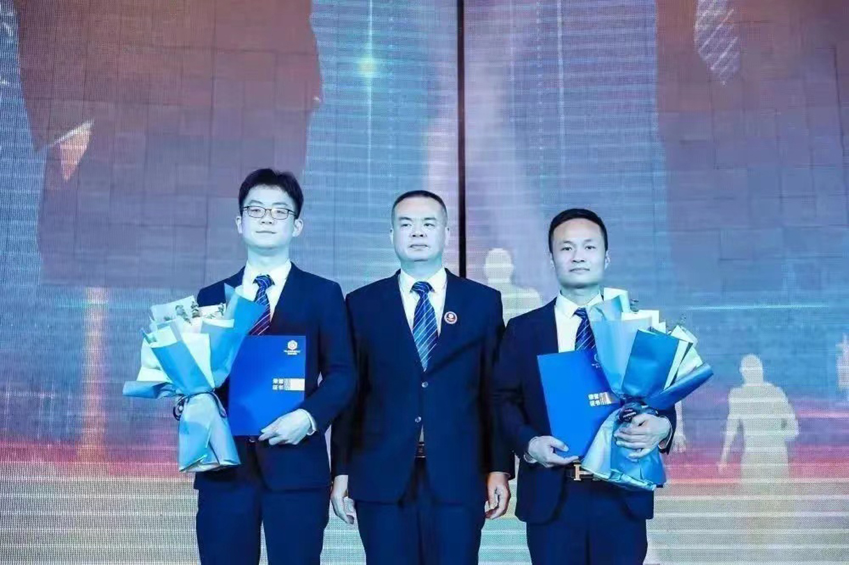 奮斗青春，不負(fù)韶華！冠恒建設(shè)2022團(tuán)年晚宴圓滿舉辦!