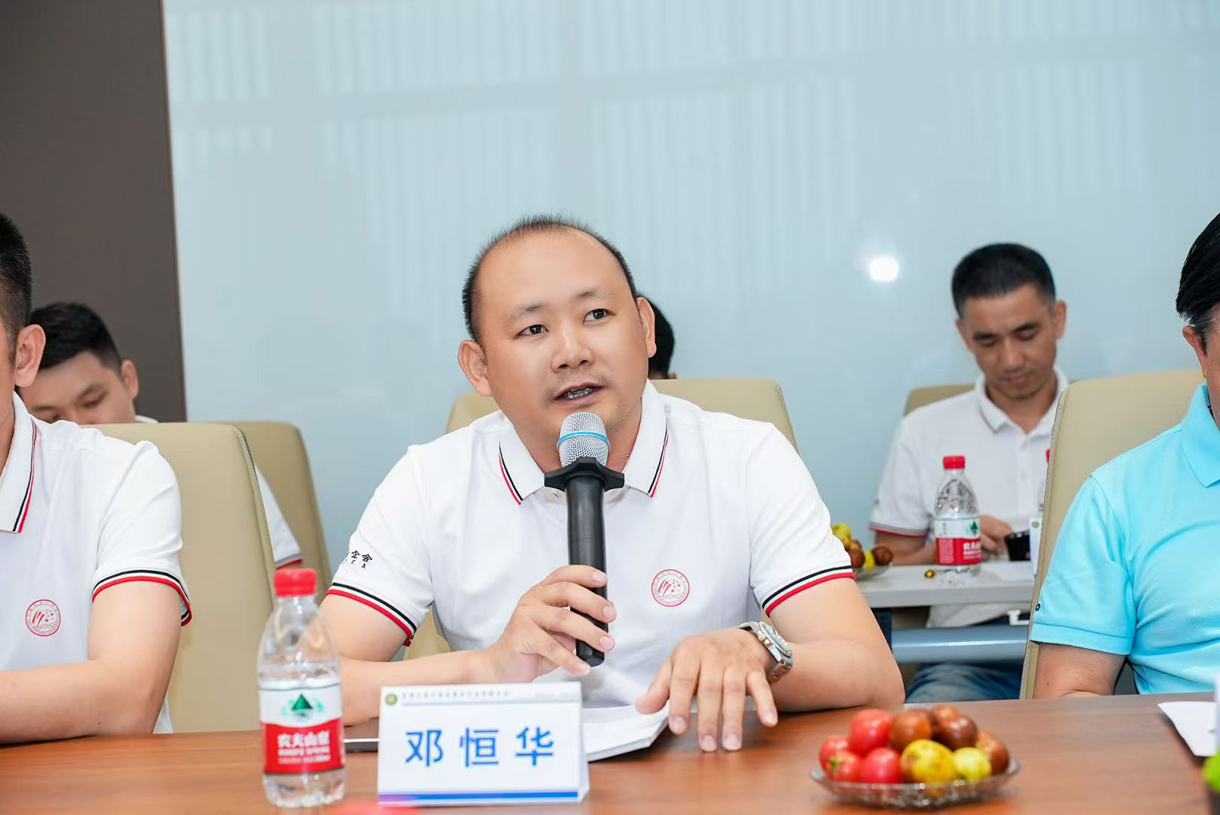 莞穗?yún)谴ㄇ嗥髞?lái)我司參觀交流