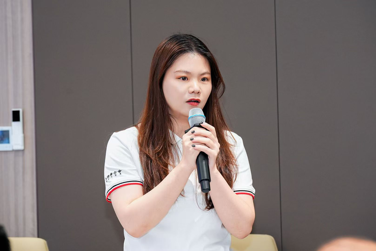 莞穗?yún)谴ㄇ嗥髞?lái)我司參觀交流
